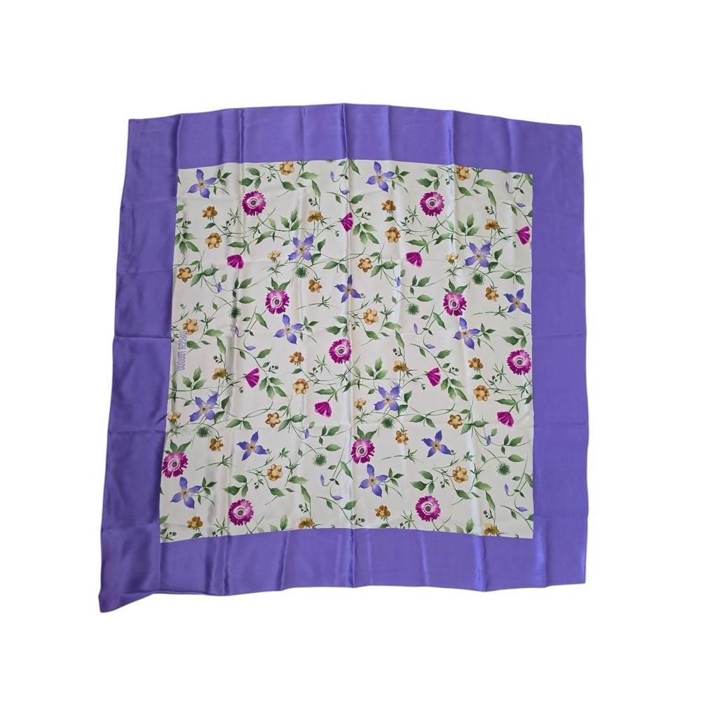Maggy London 100%silk VTG Digital Fliwers Boho Cottagecore Purple‎ Square Scarf